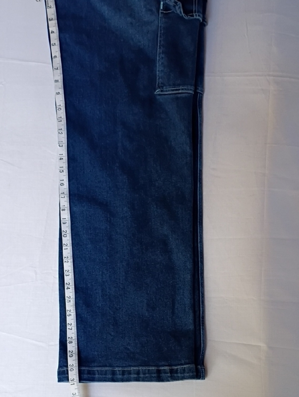 True Religion Women's Dark Blue Relaxed Cargo Jeans Size 29 - Picture 10 of 12